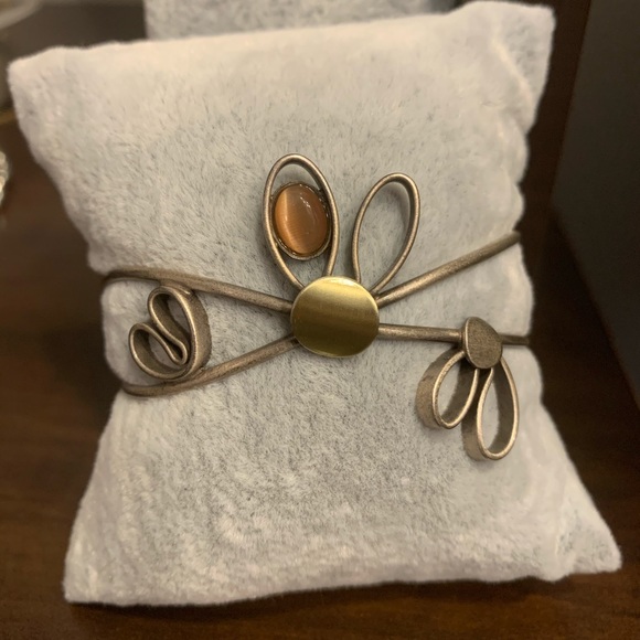 Abstract cuff bracelets - unique - Picture 3 of 5